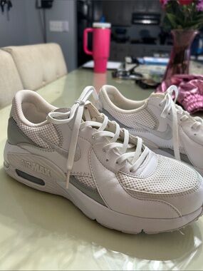 Nike Women's White and Light Gray Air Max Sneakers